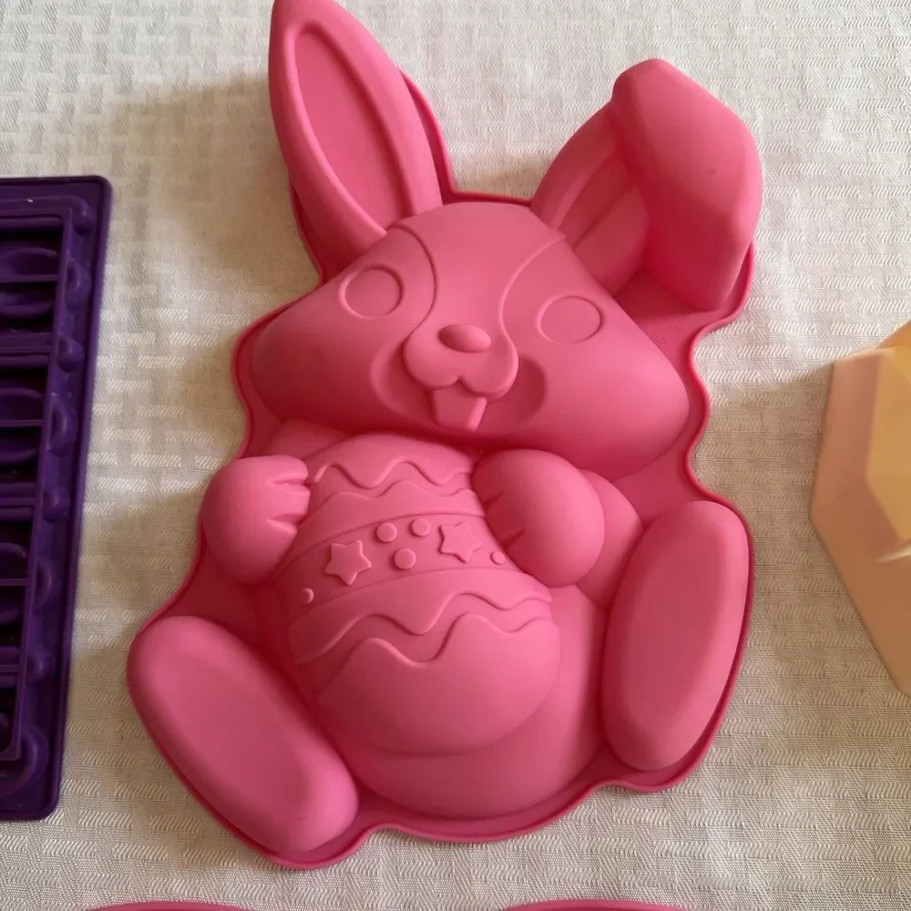 Silicone‎ Mold Lot Bunny Bear Heart Easter Candle Soap Resin Baking